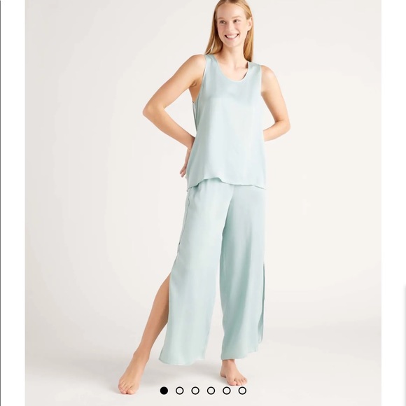 Quince Other - Quince 100% Washable Silk Tank & Pants Pajama Set